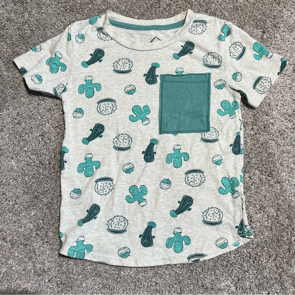 Well Worn Cactus Pocket Tee